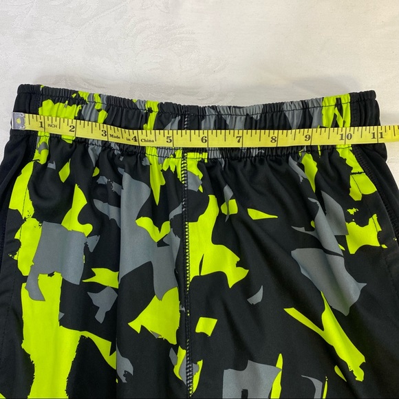 Nike Dri-Fit Shorts Boys Size Large - Picture 11 of 11